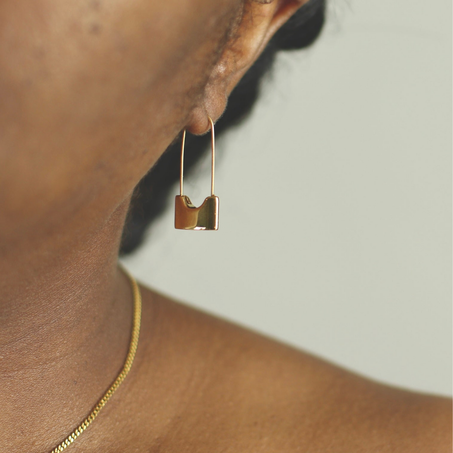 Keyless Love Earrings