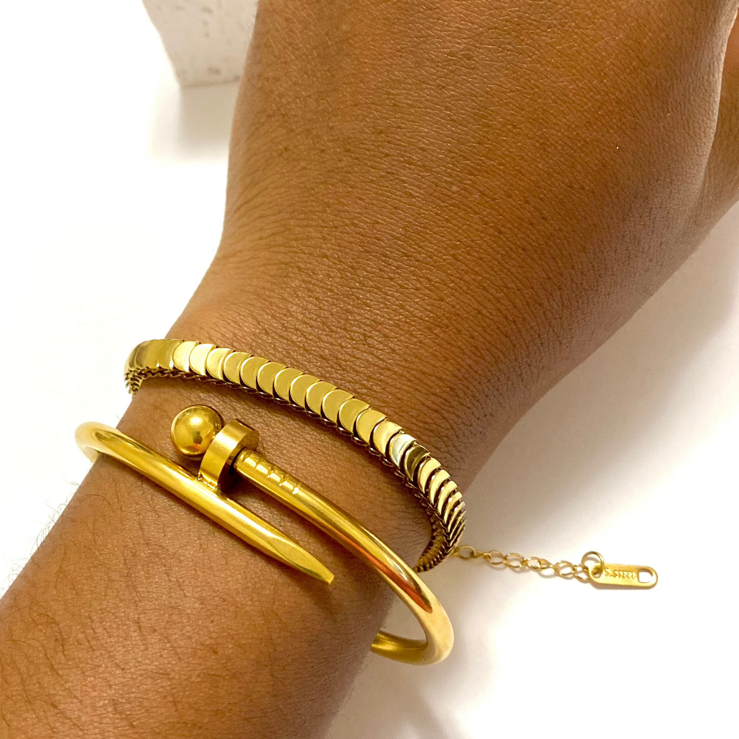 Sleek Nail Cuff